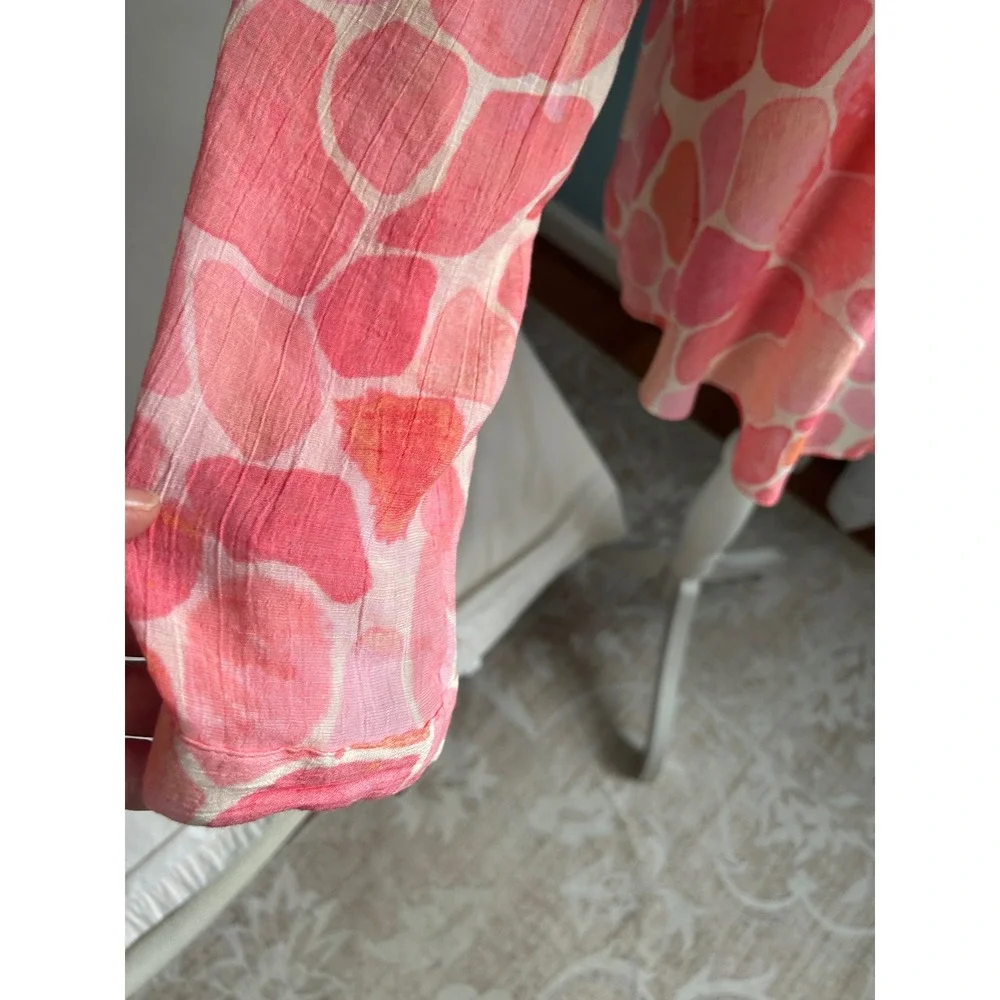 Zac & Rachel Woman Pink Orange Pebble Print Roll Tab Button Down Blouse 1X